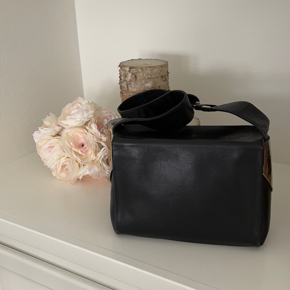 Leather bag